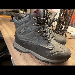 Men’s Itasca 3M Thinsulate winter boots size 10